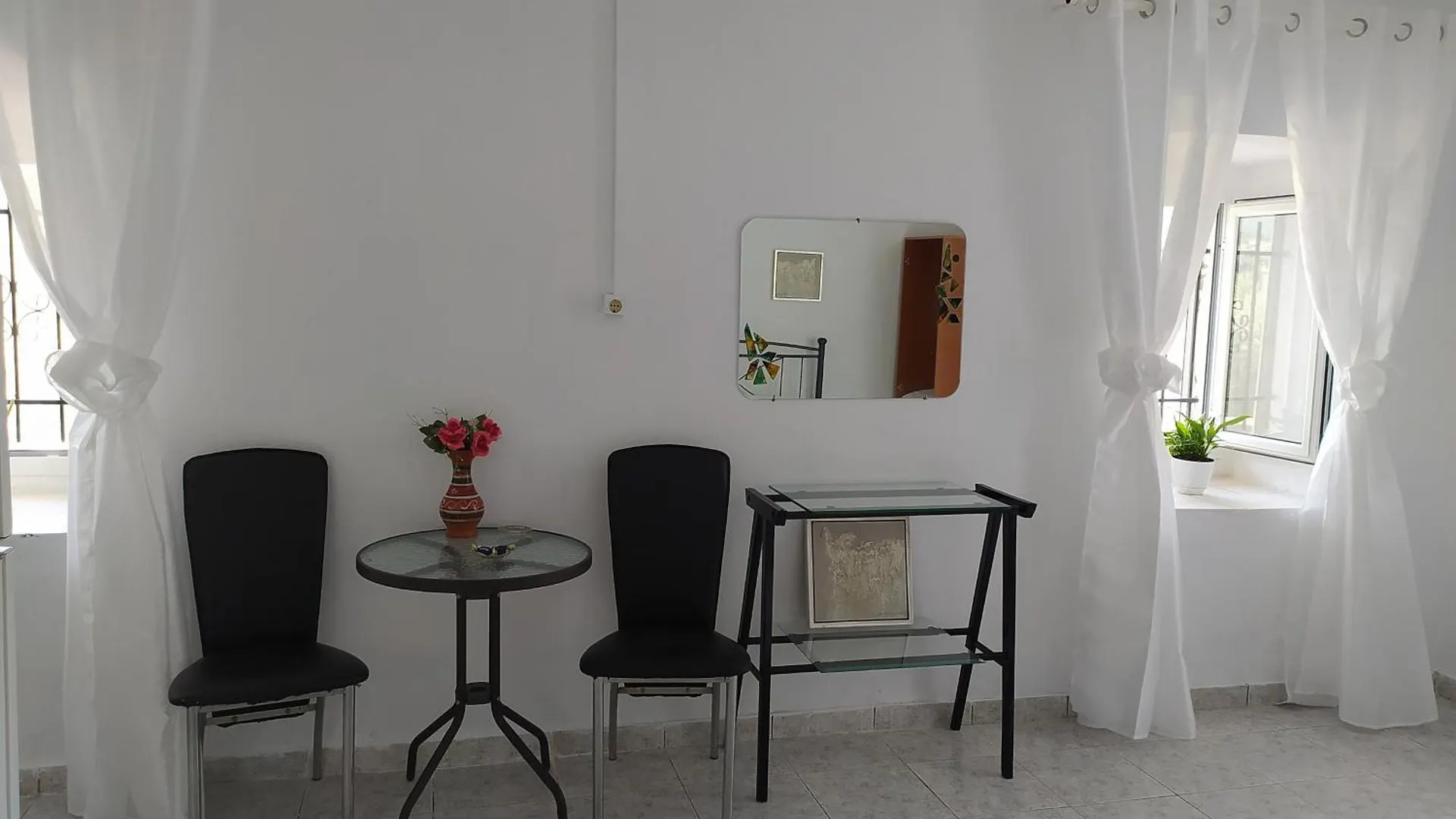 Apartment Retzos Rooms Himare